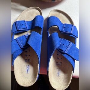 Bright blue softbed Arizona Birkenstocks